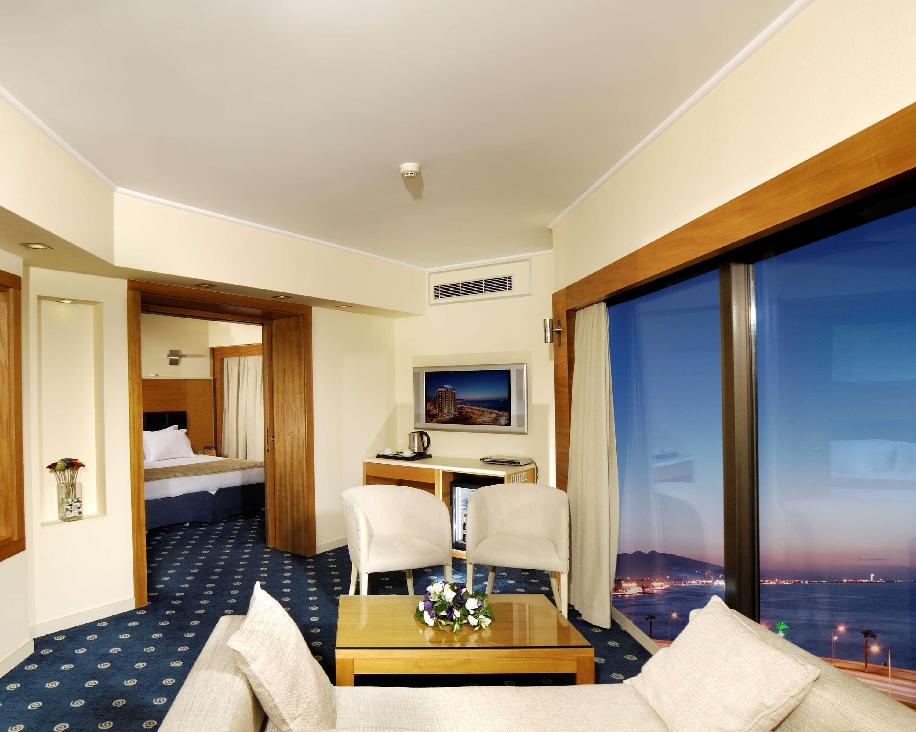 Best Western Plus Hotel Konak İzmir Exteriér fotografie