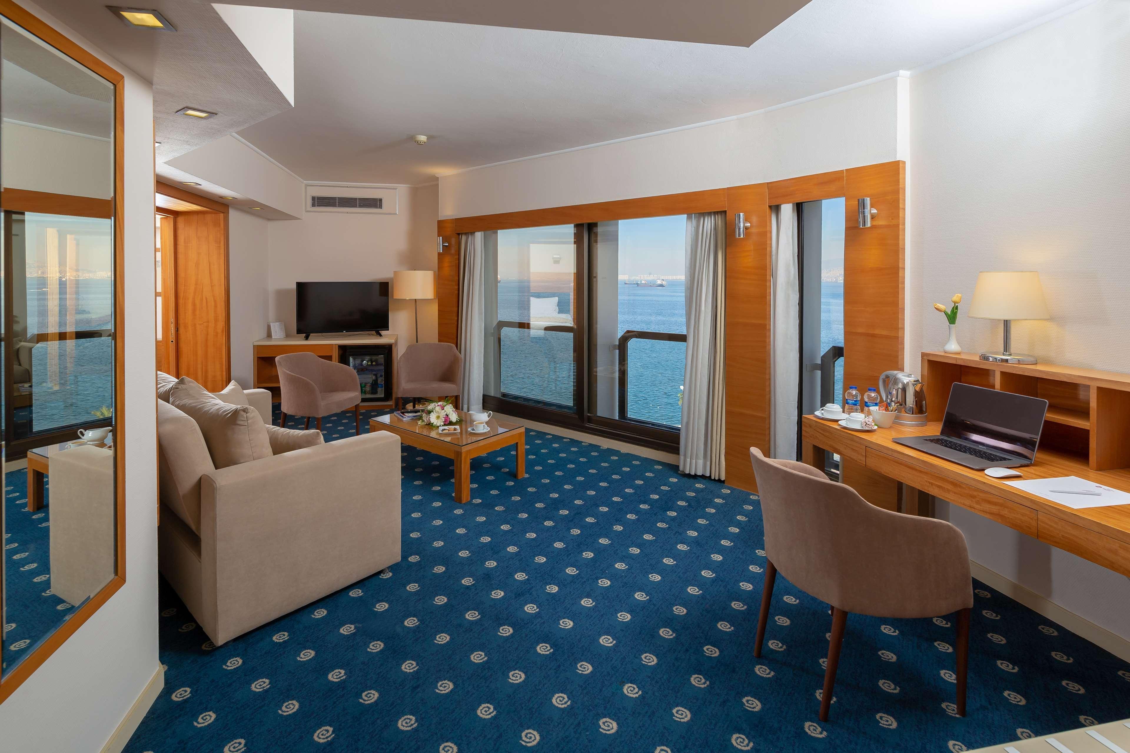 Best Western Plus Hotel Konak İzmir Exteriér fotografie