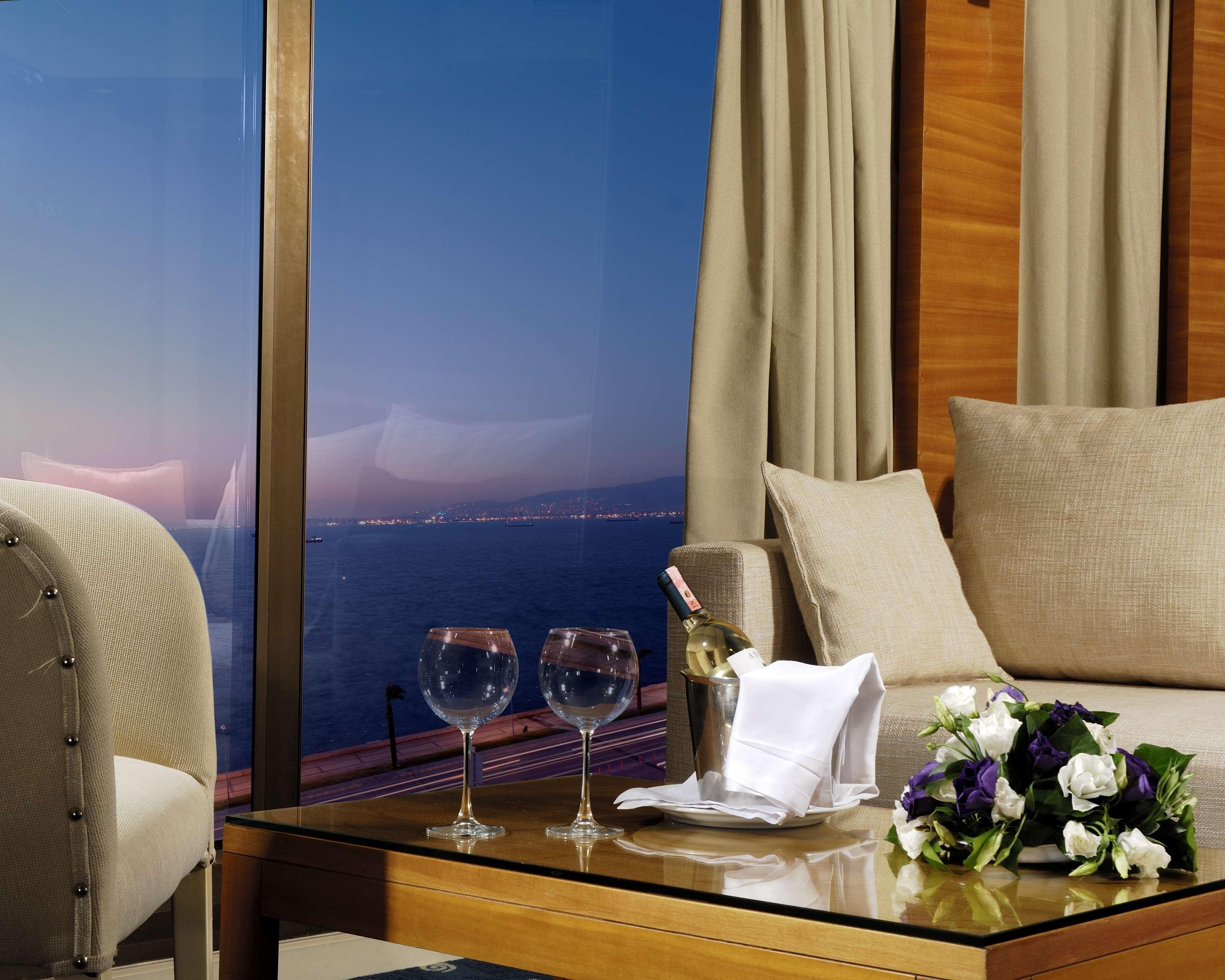 Best Western Plus Hotel Konak İzmir Exteriér fotografie
