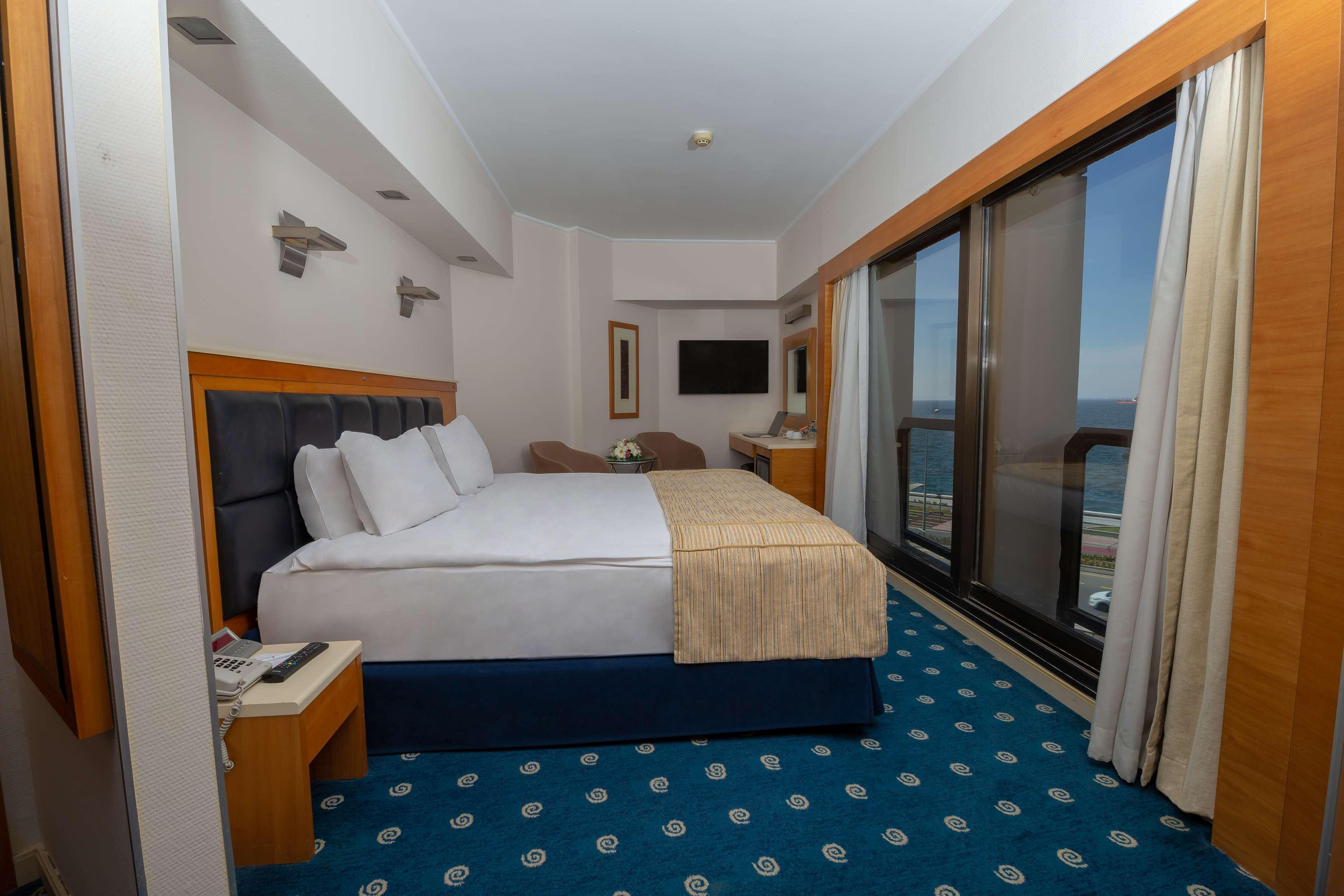 Best Western Plus Hotel Konak İzmir Exteriér fotografie