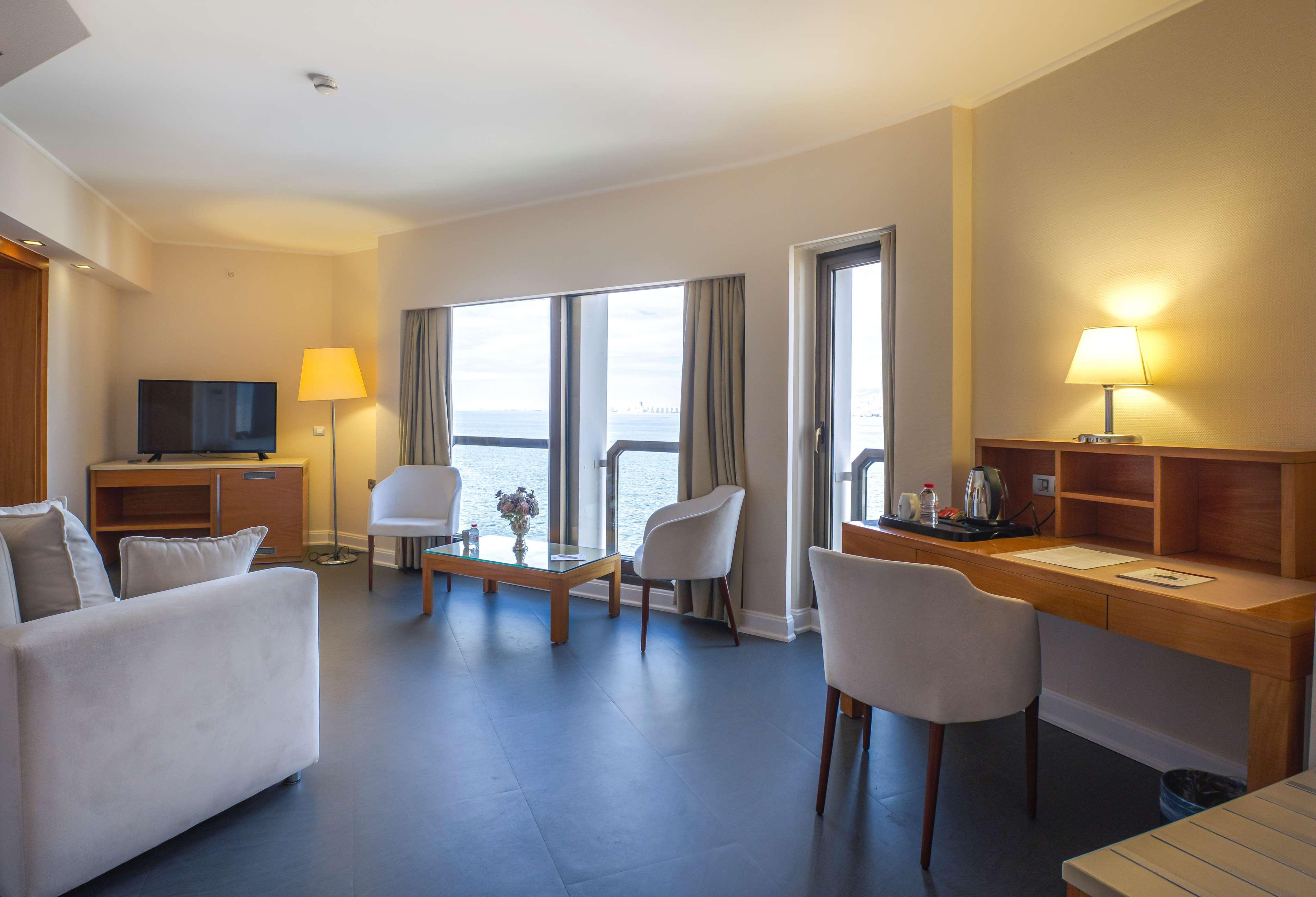 Best Western Plus Hotel Konak İzmir Exteriér fotografie