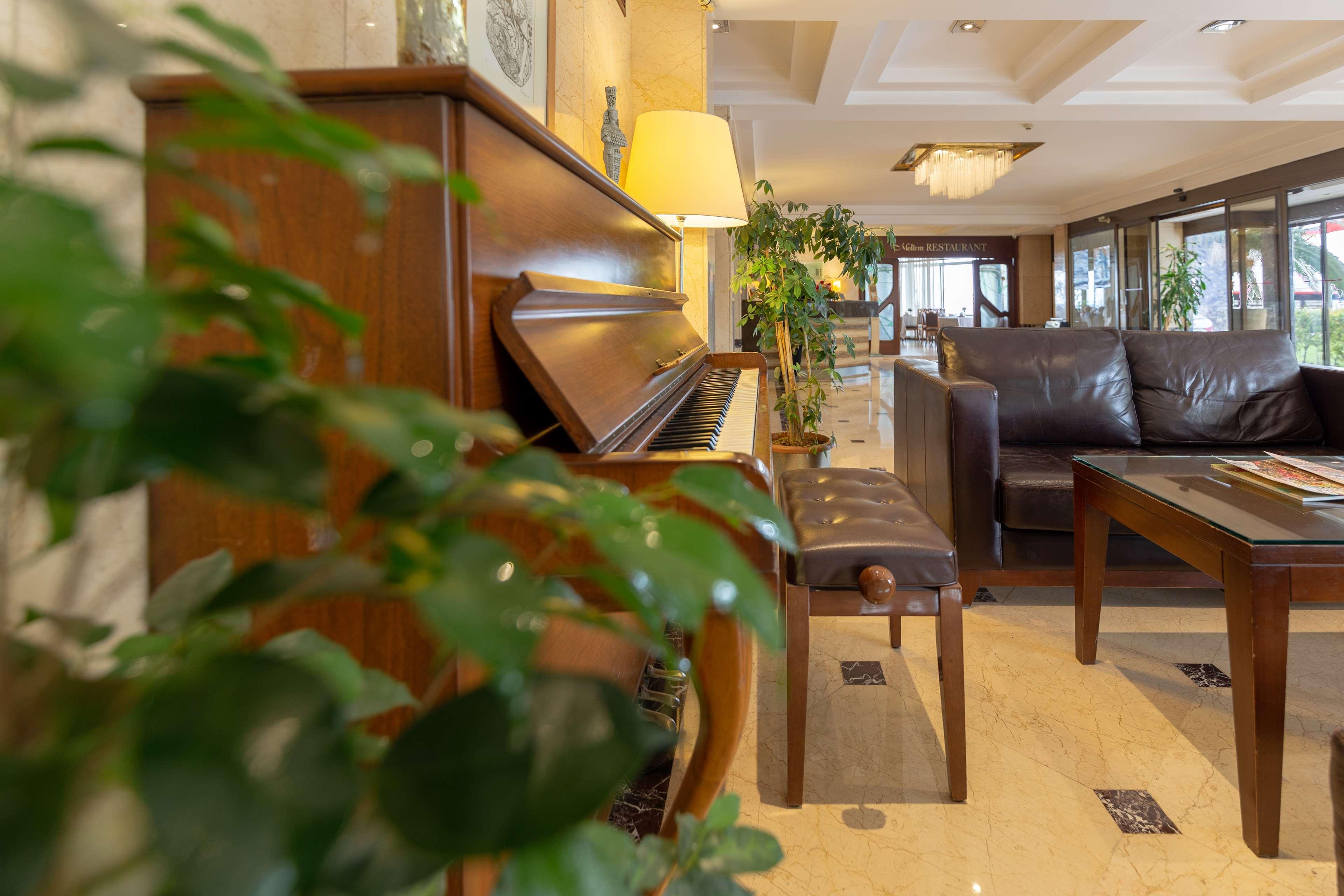 Best Western Plus Hotel Konak İzmir Exteriér fotografie