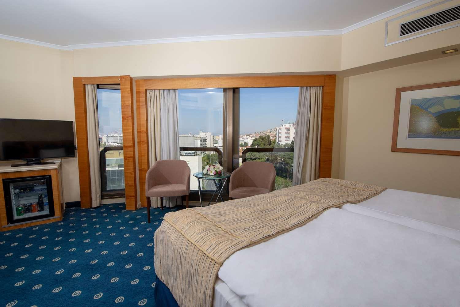 Best Western Plus Hotel Konak İzmir Exteriér fotografie