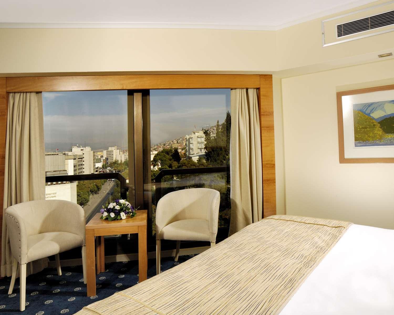Best Western Plus Hotel Konak İzmir Exteriér fotografie