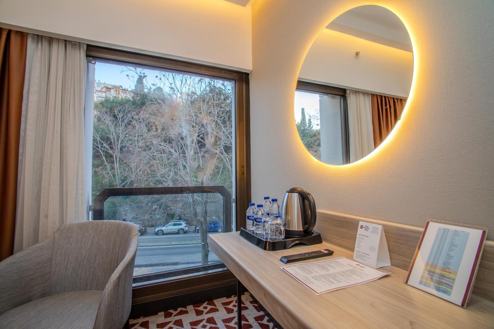 Best Western Plus Hotel Konak İzmir Exteriér fotografie